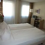 Hotel De La Vieille Tour