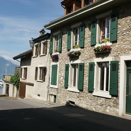 Hotel De La Vieille Tour 3*