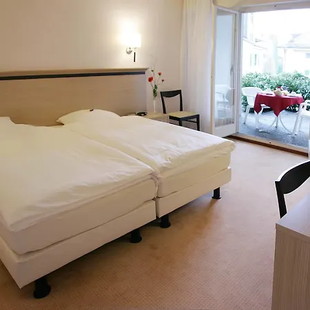 De La Vieille Tour Hotel