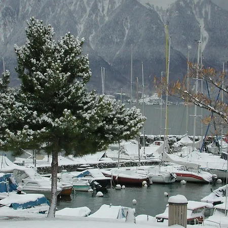 ホテル De La Vieille Tour