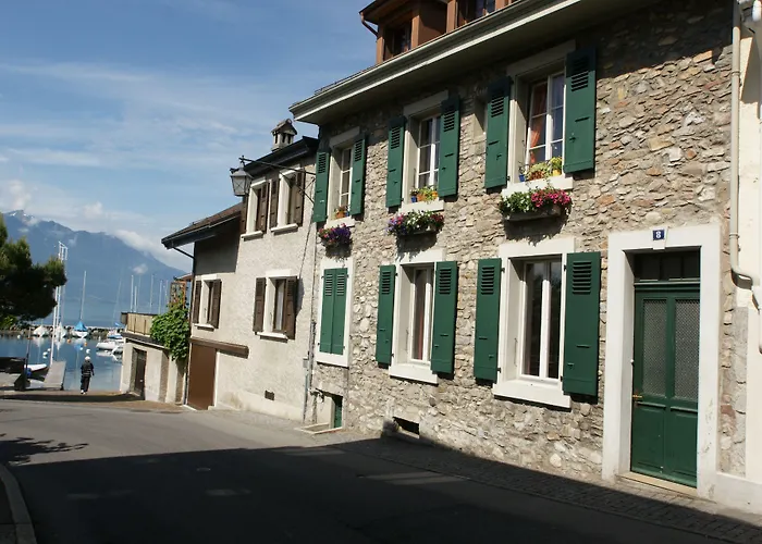 Hotel De La Vieille Tour 3*