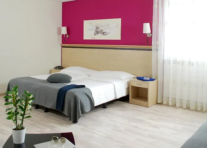 Hotel De La Vieille Tour