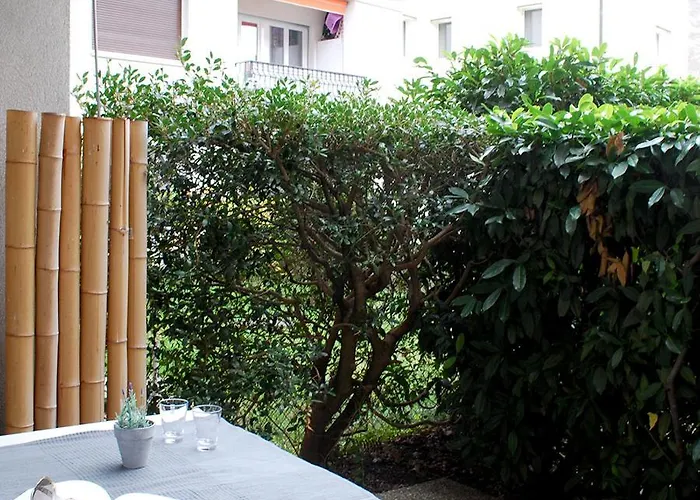 De La Vieille Tour Hotel La Tour-de-Peilz