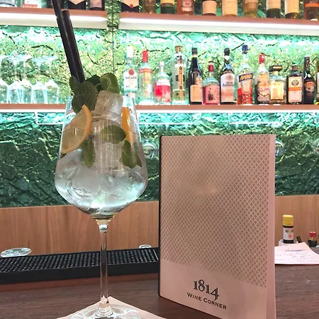 De La Vieille Tour La Tour-de-Peilz