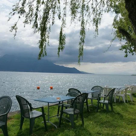 Ξενοδοχείο De La Vieille Tour 3*