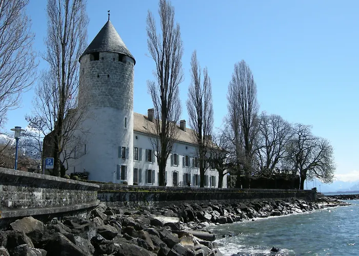 Hotel De La Vieille Tour 3*