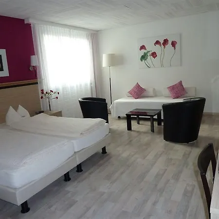 De La Vieille Tour 3*