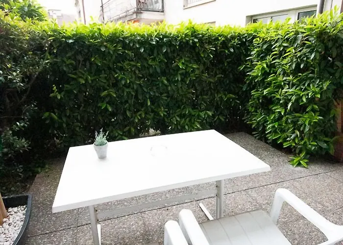 Hotel De La Vieille Tour 3*