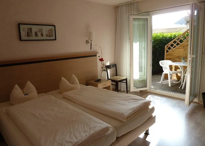 De La Vieille Tour 3*